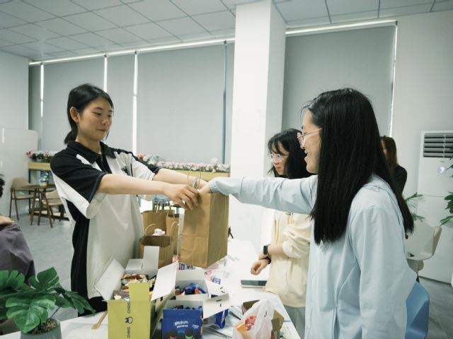 图片7.jpg 图片7.jpg